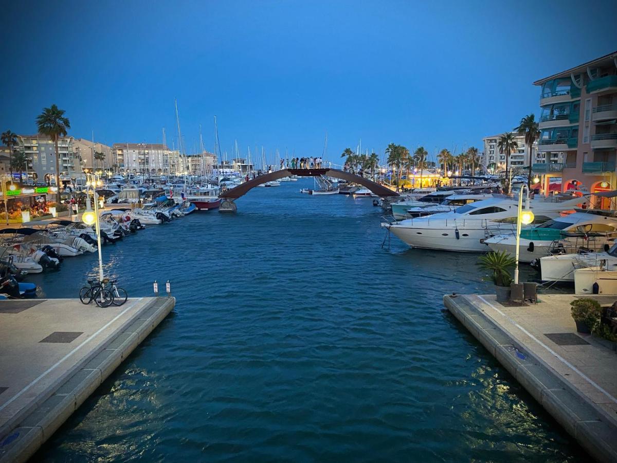 Port-Frejus, Le Consul, Appartement 2 Pieces Climatise, Terrasse & Parking Kültér fotó